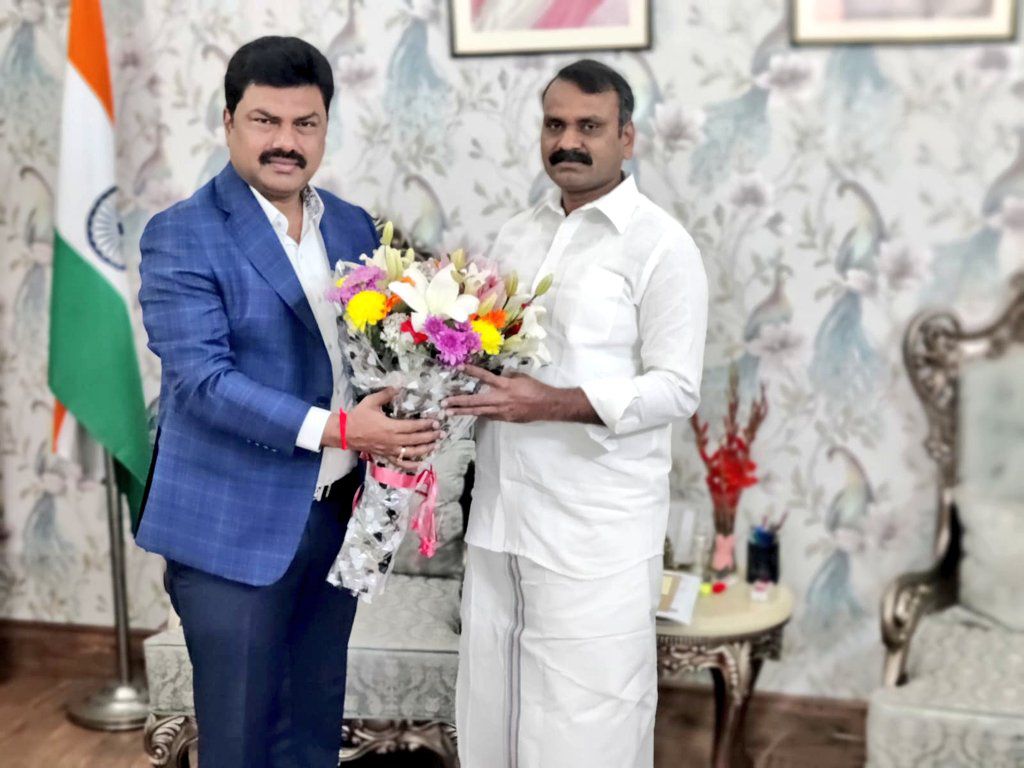 ಶಿವಮೊಗ್ಗ ಜಿಲ್ಲೆಯ ಜನತೆಗೆ ಖುಷಿ ಸುದ್ದಿ – ಆಕಾಶವಾಣಿಯ ಬಲ ಹೆಚ್ಚಿಸಿದ ಕೇಂದ್ರ 7 IMG 20260211 WA0071 ಶಿವಮೊಗ್ಗ ಜಿಲ್ಲೆಯ ಜನತೆಗೆ ಖುಷಿ ಸುದ್ದಿ – ಆಕಾಶವಾಣಿಯ ಬಲ ಹೆಚ್ಚಿಸಿದ ಕೇಂದ್ರ