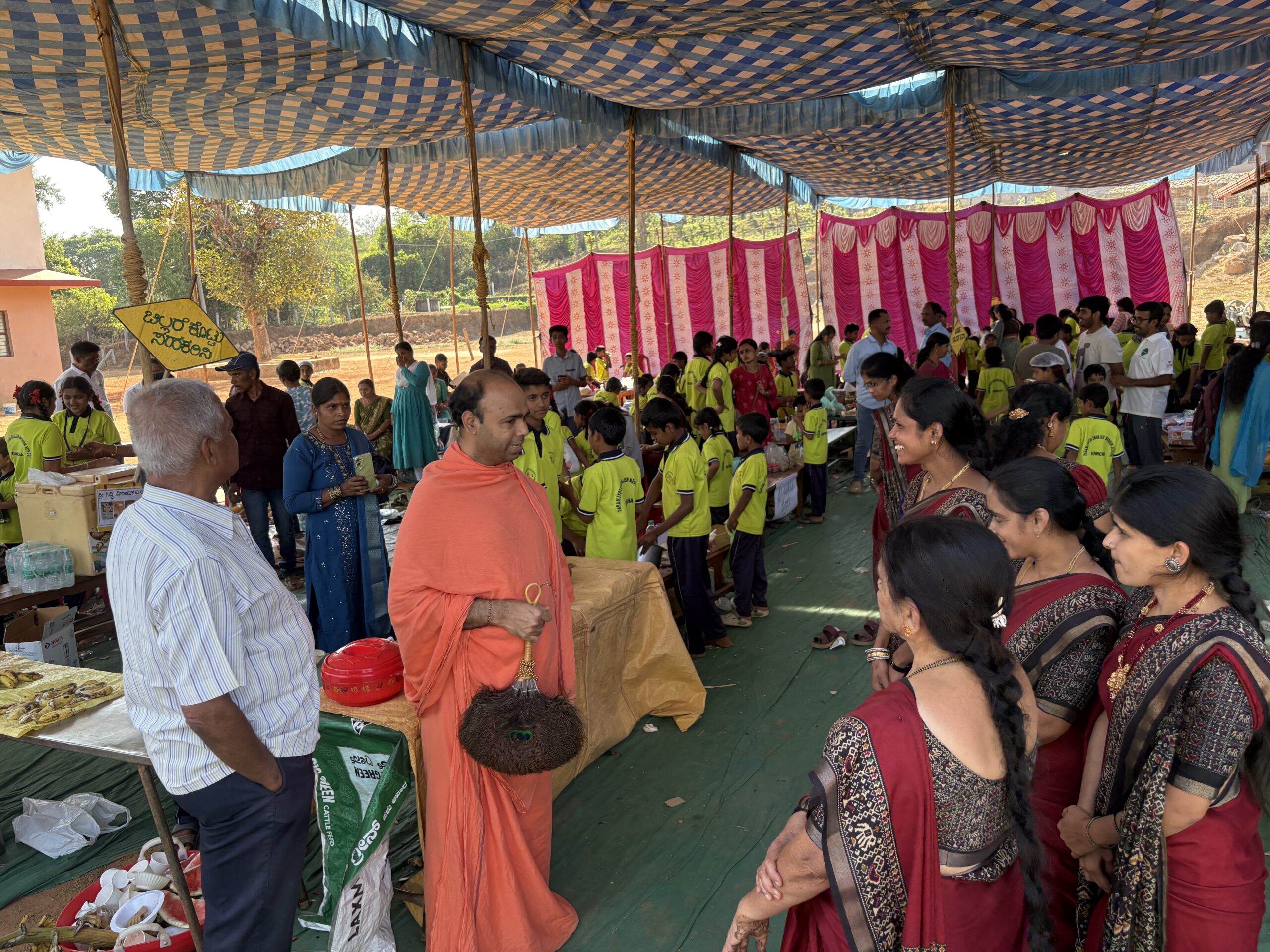 IMG 0163 scaled “ಮಕ್ಕಳ ಸಂತೆ ಭವಿತವ್ಯ ವಿಕಸನಕ್ಕೆ ನಾಂದಿ”- ಪರಮಪೂಜ್ಯ ಸ್ವಸ್ತಿಶ್ರೀ ಡಾ. ದೇವೇಂದ್ರಕೀರ್ತಿ ಭಟ್ಟಾರಕ ಮಹಾಸ್ವಾಮೀಜಿ