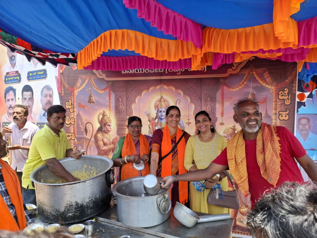 20260327 1206287001500531540593935 ರಿಪ್ಪನ್ ಪೇಟೆ: ಶ್ರೀ ರಾಮನವಮಿ ಪ್ರಯುಕ್ತ ಕೋಸಂಬರಿ, ಪಾನಕ ವಿತರಣೆ – ಭಕ್ತಿಭಾವದಿಂದ ಆಚರಣೆ