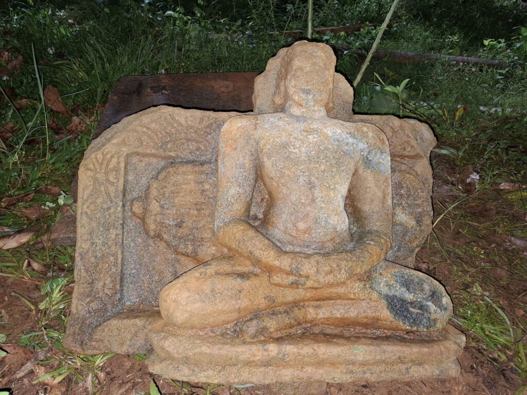 ರಿಪ್ಪನ್ ಪೇಟೆ ಸಮೀಪ ಪುರಾತನ ಜೈನ ತೀರ್ಥಂಕರರ ಅವಶೇಷ ಪತ್ತೆ!!! 3 20260605 2048294272927182309400719 ರಿಪ್ಪನ್ ಪೇಟೆ ಸಮೀಪ ಪುರಾತನ ಜೈನ ತೀರ್ಥಂಕರರ ಅವಶೇಷ ಪತ್ತೆ!!!