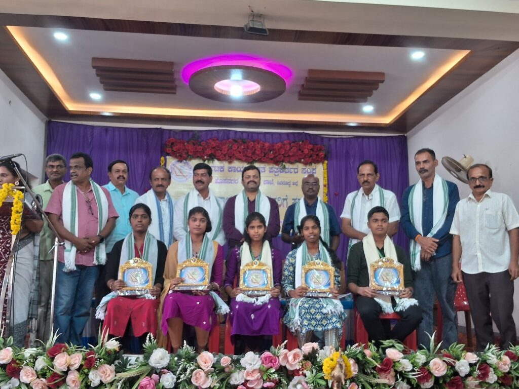 img 20260730 wa00892487591056935588611 ಹೊಸನಗರದಲ್ಲಿ ಪತ್ರಿಕಾ ದಿನಾಚರಣೆ:ಡಿಜಿಟಲ್ ಯುಗದಲ್ಲೂ ಪತ್ರಿಕೋದ್ಯಮದ ಛಾಪು ಅಳಿಯದು: ತಹಶೀಲ್ದಾರ್ ಭರತ್ ರಾಜ್