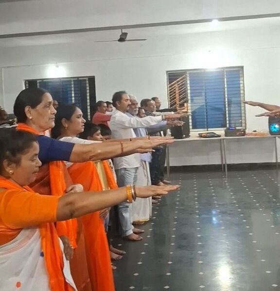 ಲಕ್ಷಾಂತರ ಹಿಂದೂಗಳ ಬಲಿದಾನದಿಂದ ಭಾರತಕ್ಕೆ ಸ್ವಾತಂತ್ರ್ಯ: ಹಿಂಜಾವೇ ಸತೀಶ್ ದಾವಣಗೆರೆ 4 image editor output image 823901432 17862839197656569575420064410224 ಲಕ್ಷಾಂತರ ಹಿಂದೂಗಳ ಬಲಿದಾನದಿಂದ ಭಾರತಕ್ಕೆ ಸ್ವಾತಂತ್ರ್ಯ: ಹಿಂಜಾವೇ ಸತೀಶ್ ದಾವಣಗೆರೆ