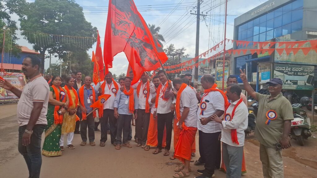 ರಿಪ್ಪನ್ ಪೇಟೆಯಲ್ಲಿ ಹಿಂದೂ ಮಹಾಸಭಾ ಗಣಪತಿ ಅದ್ದೂರಿ ರಾಜಬೀದಿ ಉತ್ಸವ |ಜಾನಪದ ಕಲಾತಂಡಗಳ ಮೆರಗು 11 20260924 1532526079643407891875137 ರಿಪ್ಪನ್ ಪೇಟೆಯಲ್ಲಿ ಹಿಂದೂ ಮಹಾಸಭಾ ಗಣಪತಿ ಅದ್ದೂರಿ ರಾಜಬೀದಿ ಉತ್ಸವ |ಜಾನಪದ ಕಲಾತಂಡಗಳ ಮೆರಗು