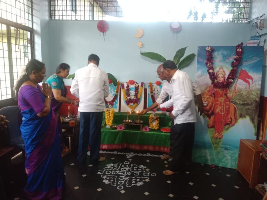 img 20260927 wa00573811306383013719102 ರಿಪ್ಪನ್ ಪೇಟೆ :ವಂದೇ ಮಾತರಂ 150 ವರ್ಷ|ರಾಷ್ಟ್ರೋತ್ಥಾನ ಬಳಗದಿಂದ ಸಾಮೂಹಿಕ ಗಾಯನ